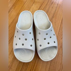 Crocs classic platform slides Sandals size 9